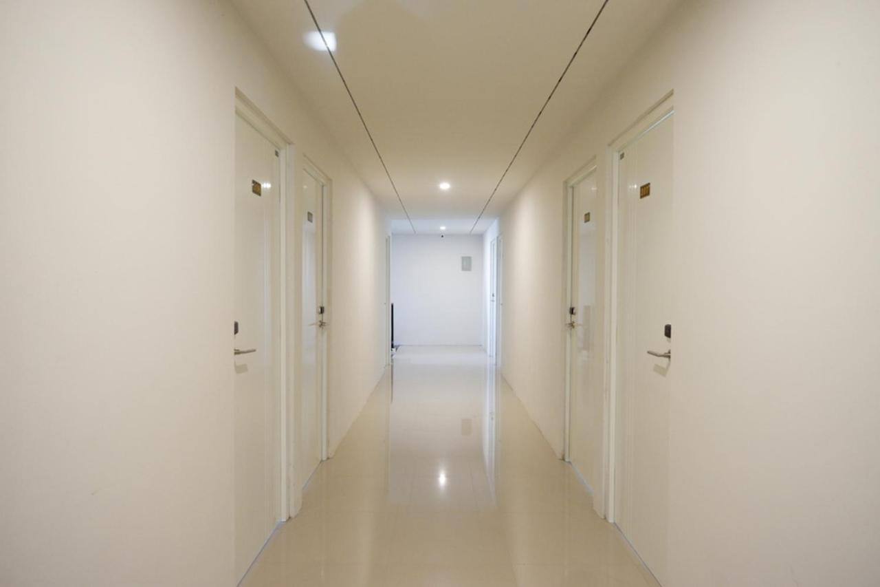 Reddoorz Plus Near Solo Baru Bagian luar foto